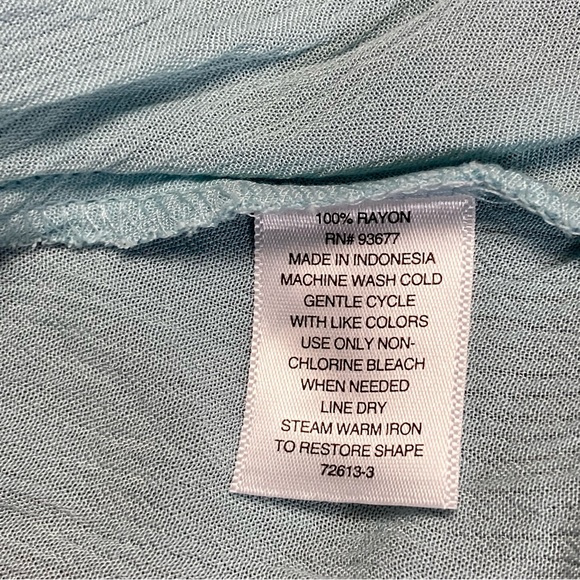 Twist Hem Blouse Women’s Medium Mint Green Seafoam Beachy Resortwear Top Shirt - Picture 6 of 8